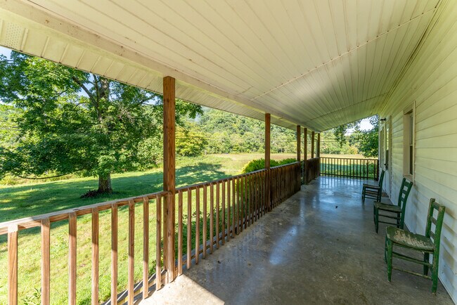 Building Photo - 10801 E Fork Rd