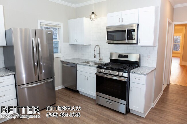 Building Photo - Modern Living in Mexicantown