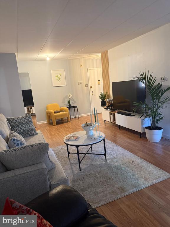 Building Photo - 2628 Welsh Rd