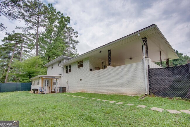 Building Photo - 2752 Arrowood Dr