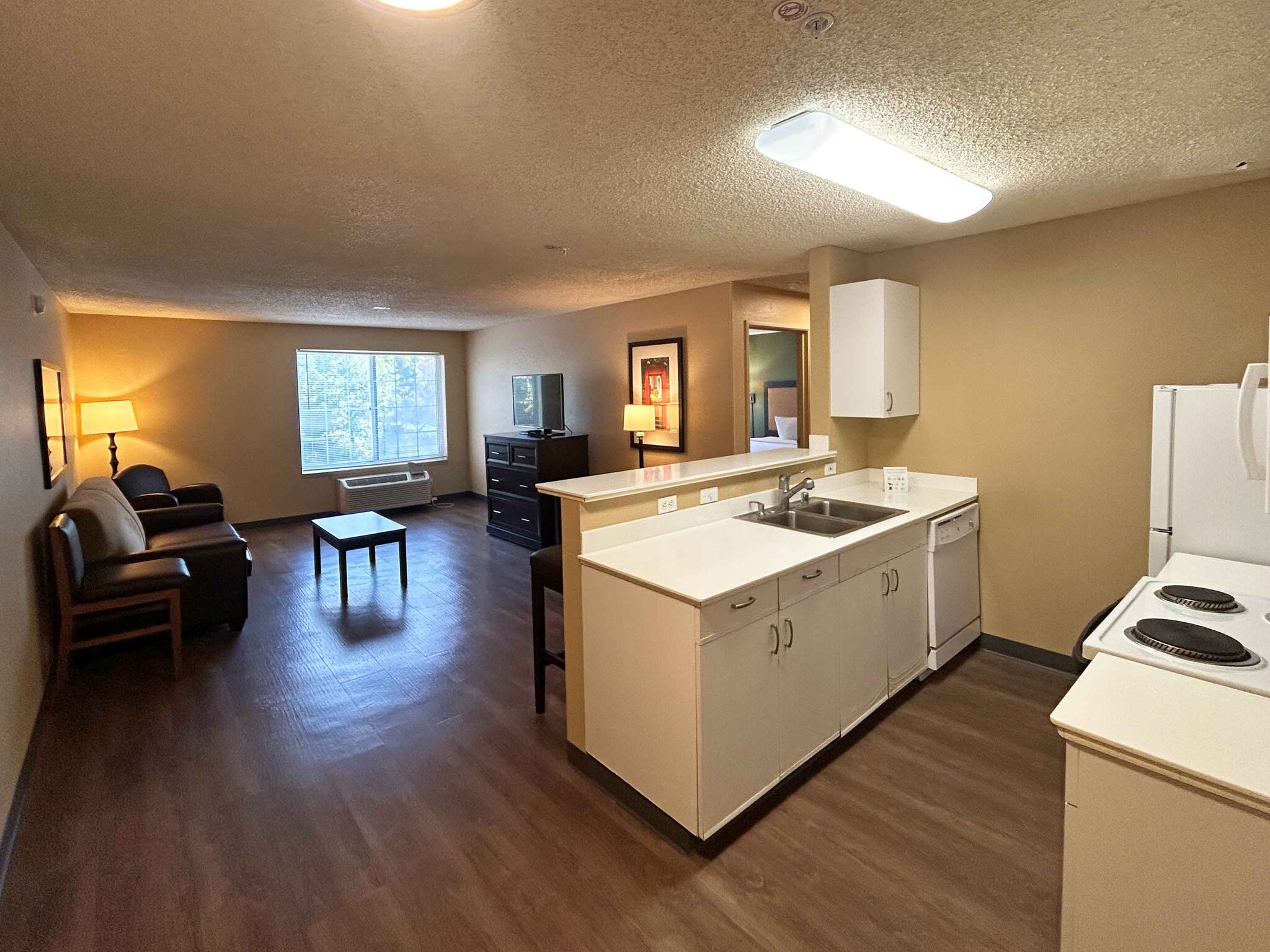 Building Photo - Furnished Studio-Los Angeles - Glendale