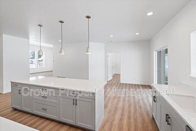 Building Photo - 133 Bench Run