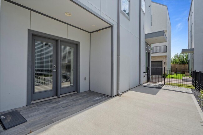 Building Photo - 8409 Hempstead Rd