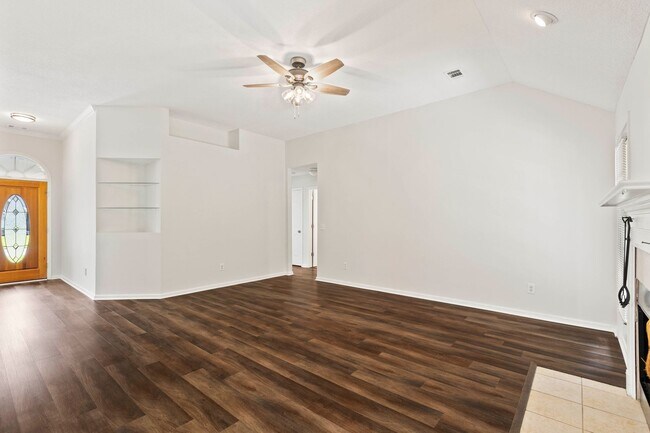 Building Photo - 371 Marshview Dr