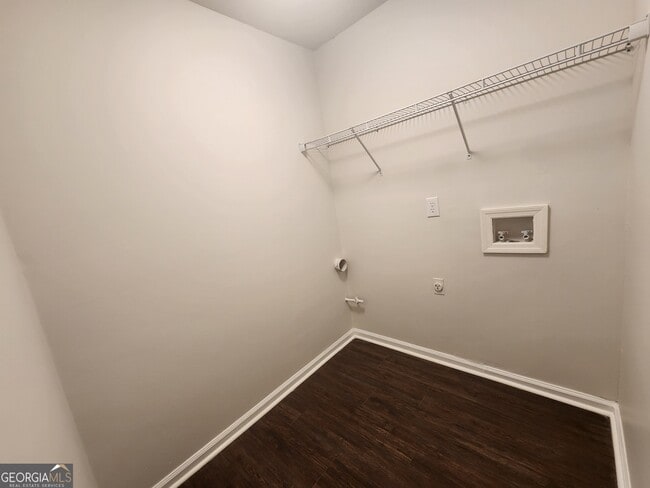 Building Photo - 2100 Wagner Dr