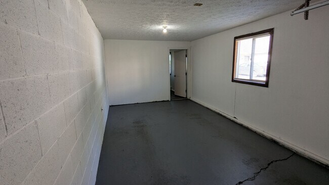 Building Photo - MN Cedar Village (797)