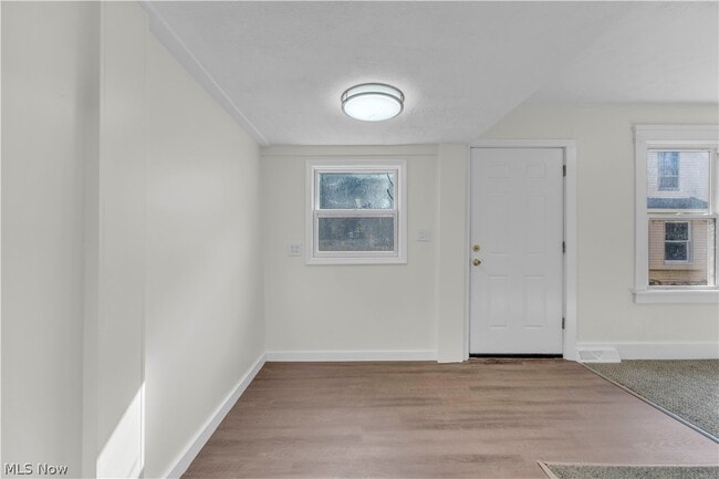 Building Photo - 1753 E 30th St