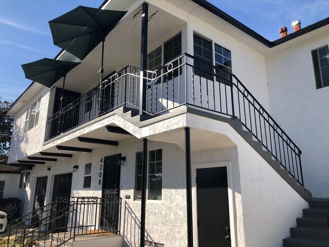 Building Photo - 4208 Fanuel St