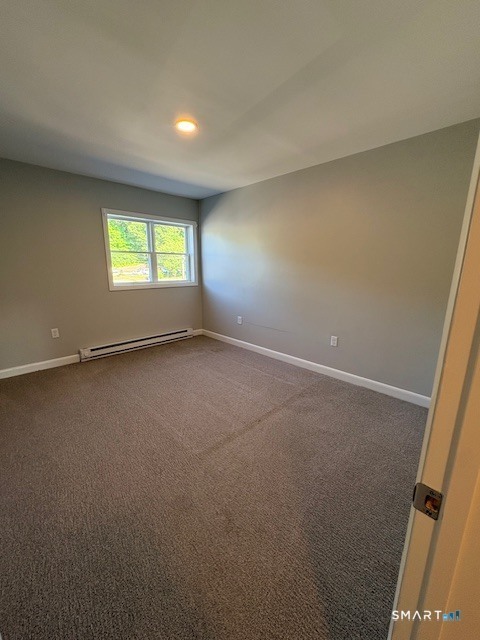Building Photo - 170 Flanders Rd