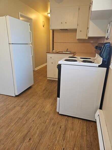 Building Photo - 4255 Gilman Ave W
