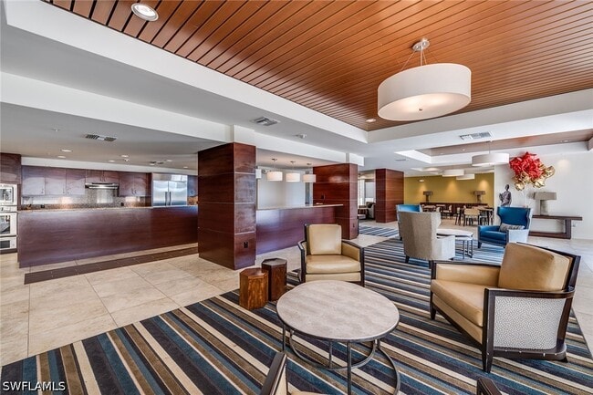 Building Photo - 4031 Gulf Shore Blvd N