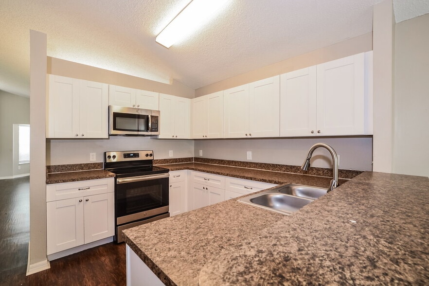 Building Photo - 641 Whitetail Loop