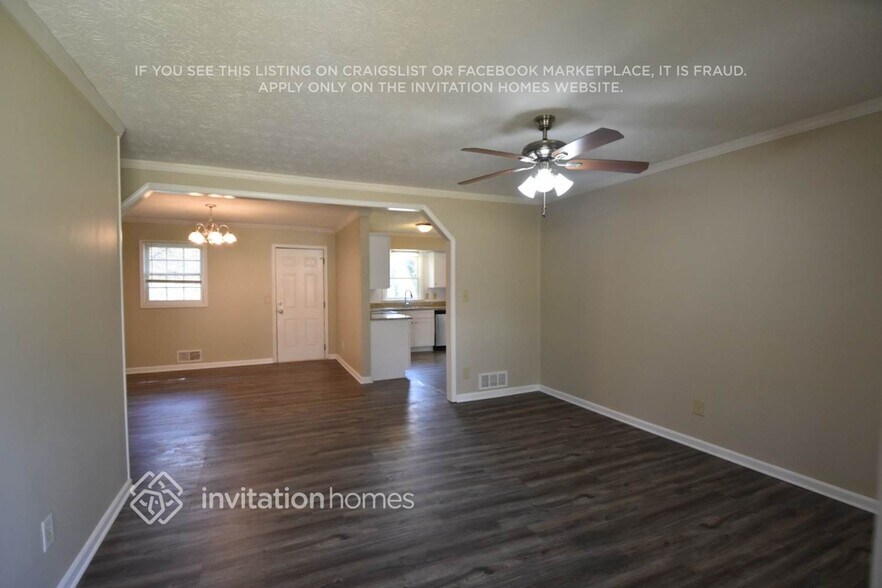 Building Photo - 4412 Bryant Dr SW