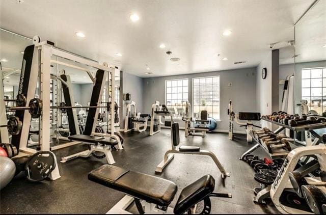 Building Photo - 3225 Turtle Creek Blvd Blvd