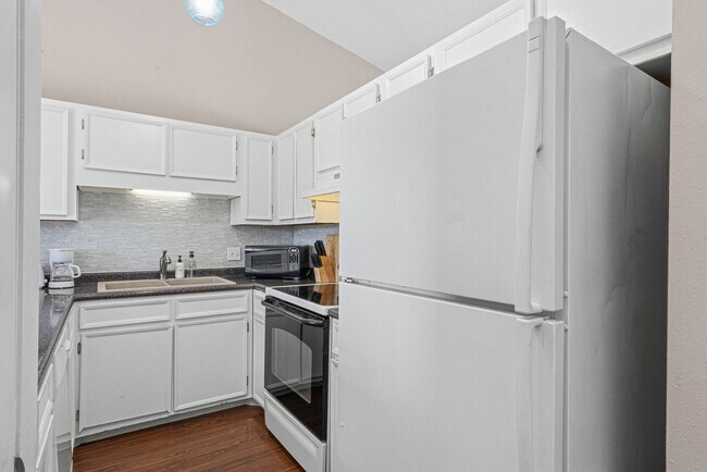 Building Photo - 16 Gulf Breeze Ct