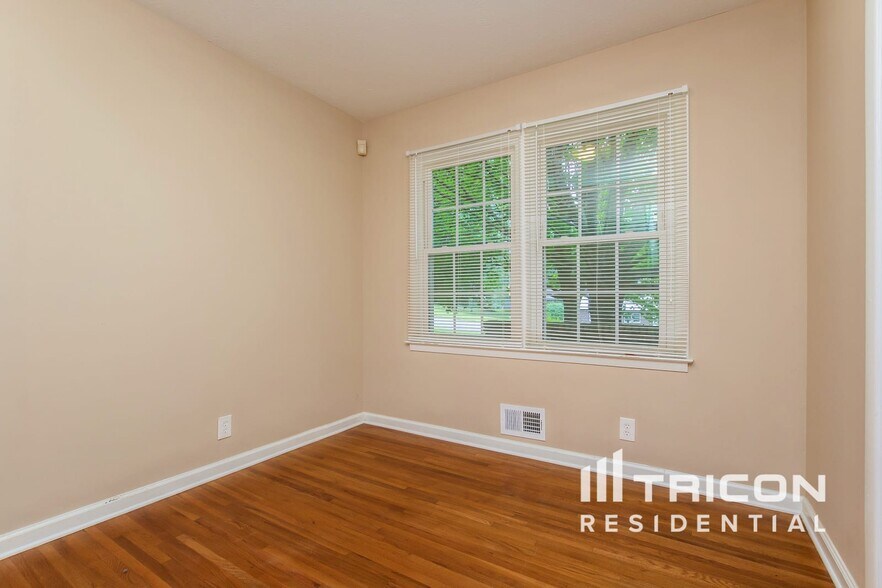 Building Photo - 761 San Miguel Dr