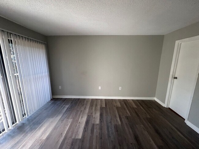 Building Photo - 3609-D-47 Juneau Rd