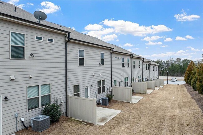 Building Photo - 2502 Pearl Rdg Trce