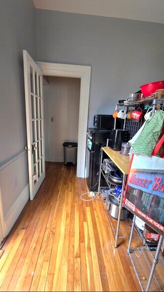 Building Photo - 89 Walden St