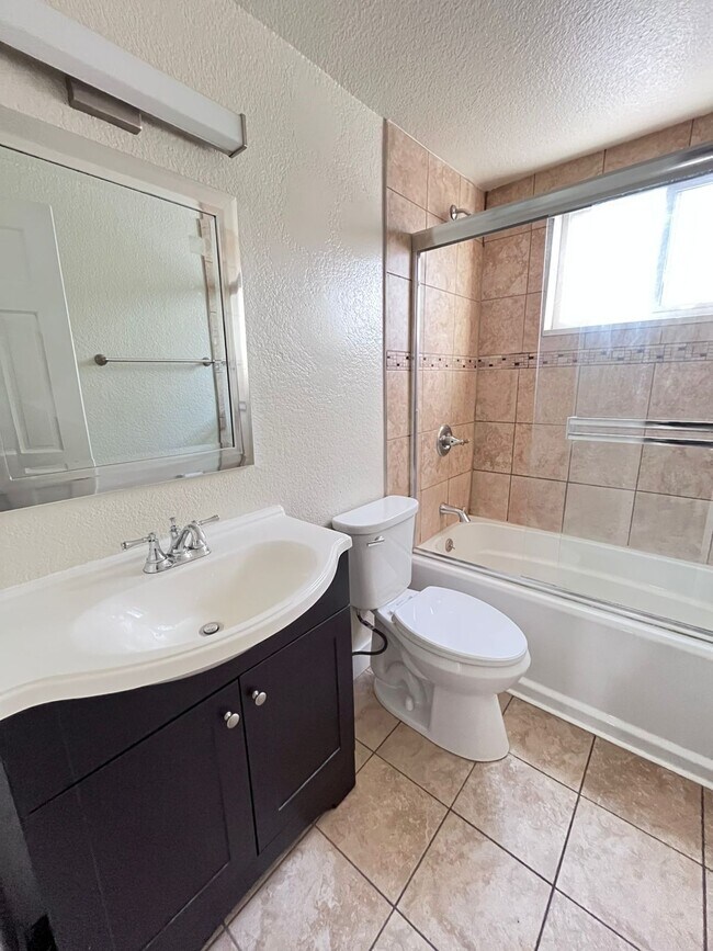 Building Photo - 336 N Grant St