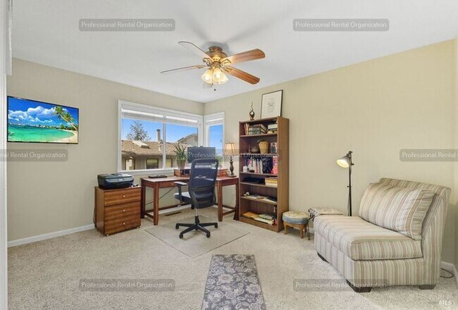 Building Photo - One of a kind home just steps away from Annadel State park