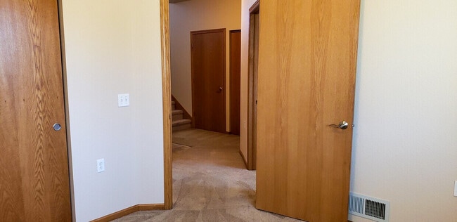 Building Photo - 2019 Barber Dr