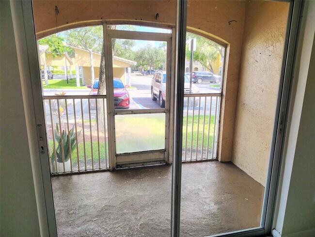 Building Photo - 5590 NW 61st St