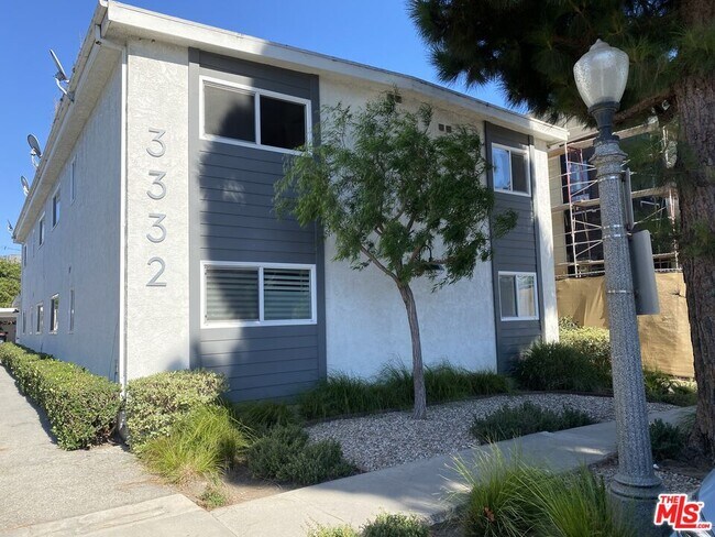 Primary Photo - 3332 Helms Ave