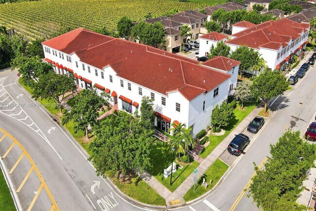 Building Photo - 9500 SW 167th Ave