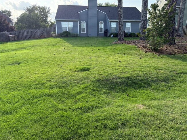 Building Photo - 1425 Overland Crossing