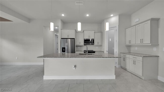 Building Photo - 1704 NW 38th Ave