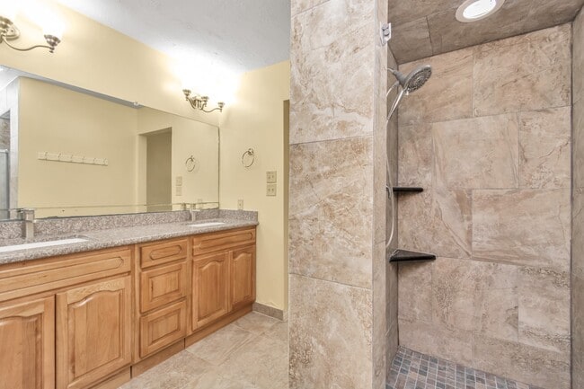 Building Photo - 4702 Cashel Cir