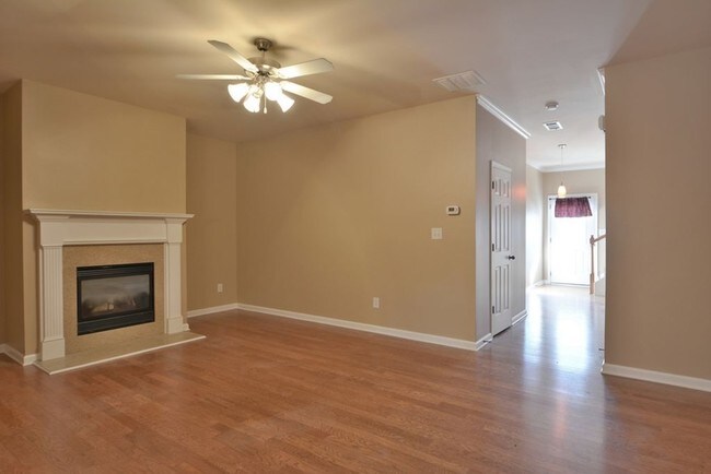 Building Photo - 1023 Nightfall Ct NW