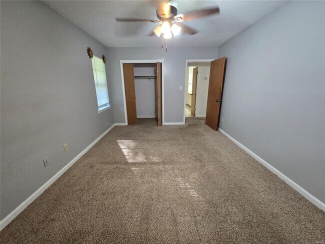 Building Photo - 111 Easthaven Rd