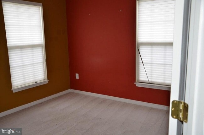 Building Photo - 13620 Red Squirrel Way