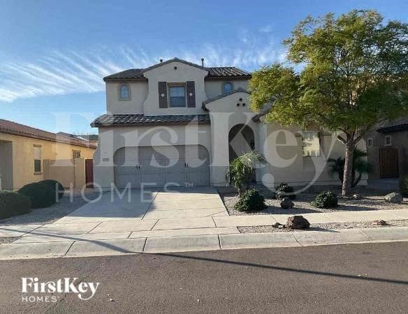 Building Photo - 17017 W Magnolia St