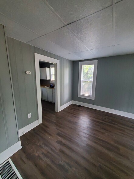 Building Photo - 2642 Riordan St