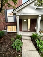 Building Photo - 3138 Promenade Cir