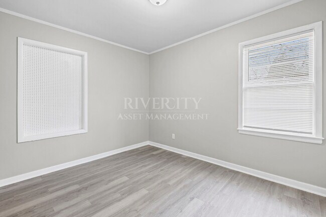 Building Photo - 3405 Medford Cove