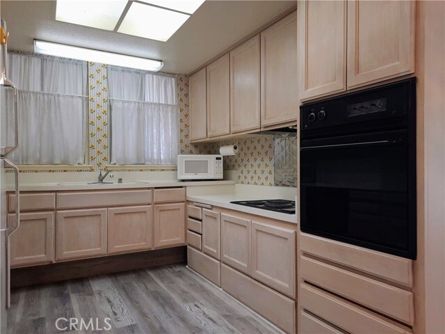 Building Photo - 548 Via Estrada