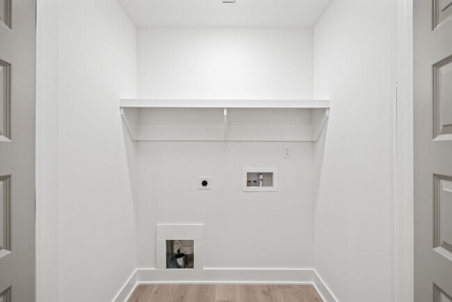 Building Photo - 2007 Wilson Ave