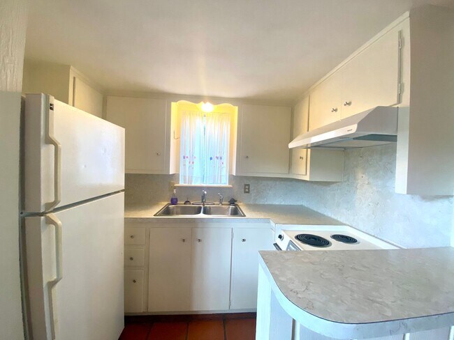 Building Photo - Blue Ridge Trail