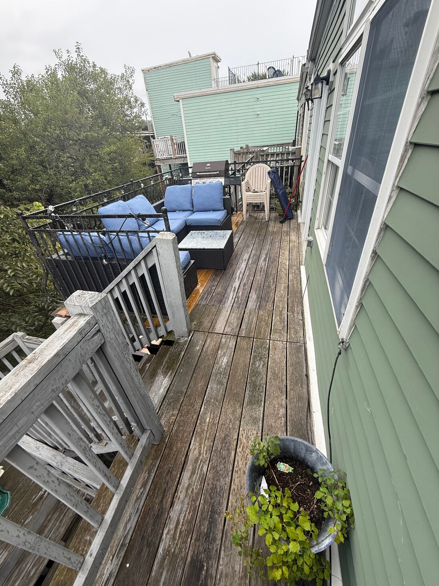 Private Deck - 34 Baxter St