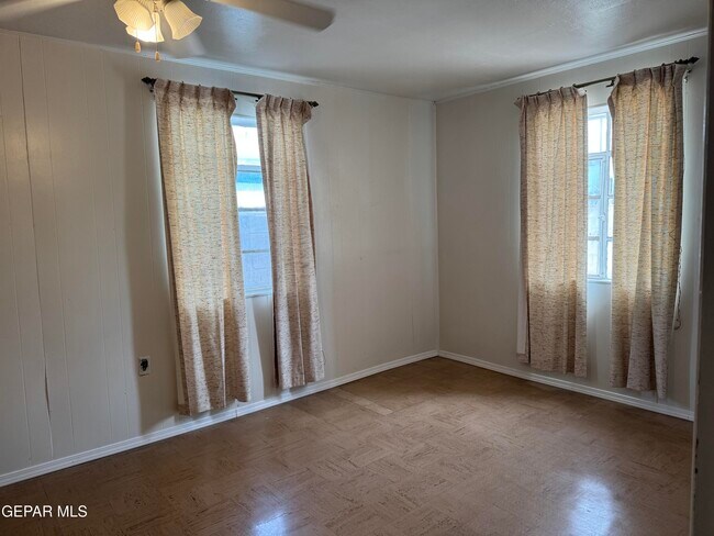 Building Photo - 9351 Carranza Dr