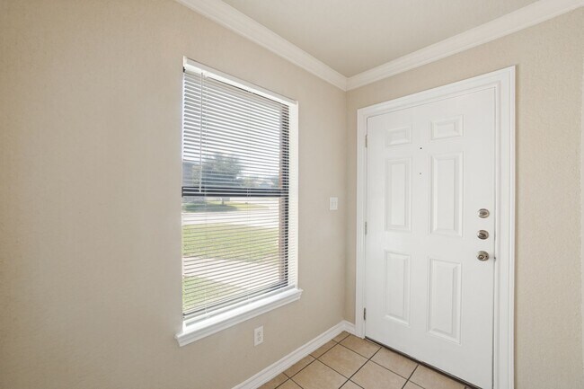 Building Photo - 11443 Creek Eagle