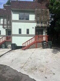 Building Photo - 1574 Three Lanterns Ln
