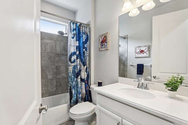 Building Photo - 7823 Loren Cove Dr