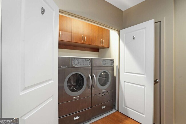 Building Photo - 855 Peachtree St NE