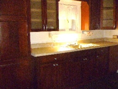 kitchen - 916 W 3rd St