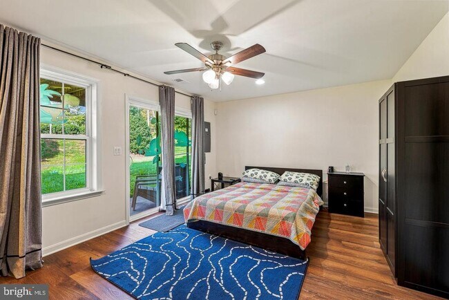 Building Photo - 21521 Willow Breeze Sq